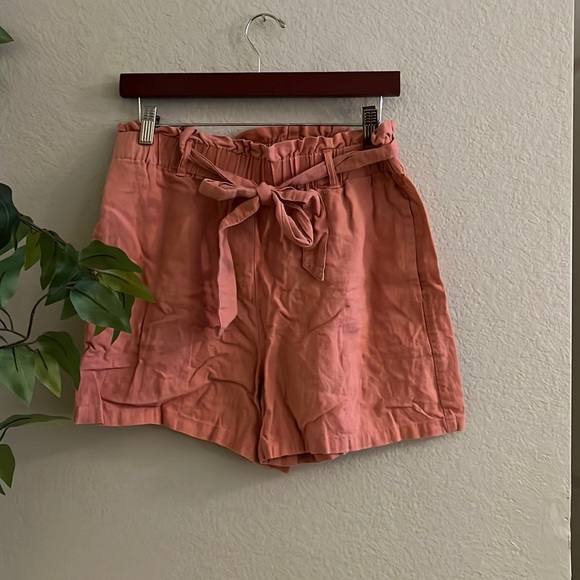 “Paper bag” shorts - Picture 1 of 4